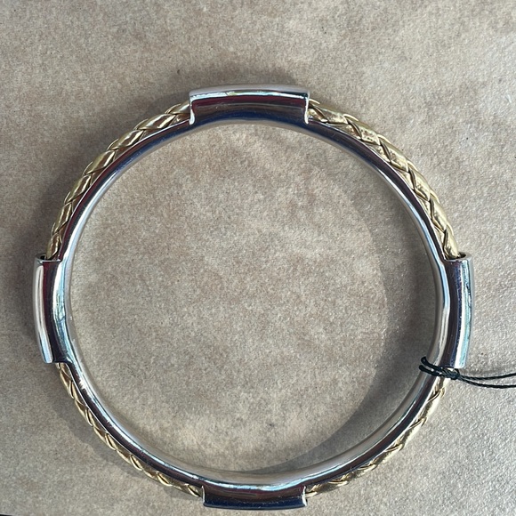 8 inch/20 cm braided gold tone bracelet with silver tone accents never worn - Picture 3 of 5